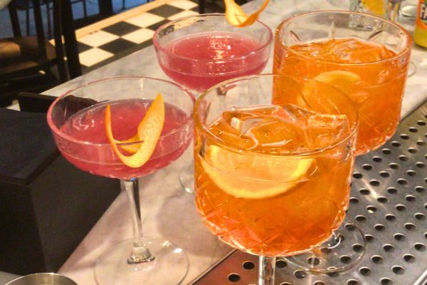 Aperitifs and Themed Evenings
